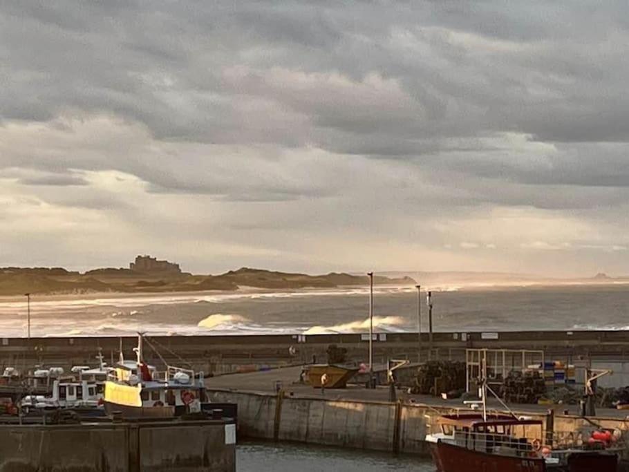 Kelvinside, Seahouses, 2 Minute Walk Into Village Holiday home